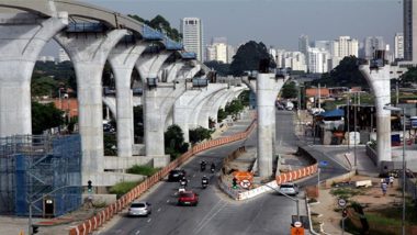 Em São Paulo, o monotrilho Linha 17-Ouro prometido para a Copa do Mundo de 2014 segue em obras.